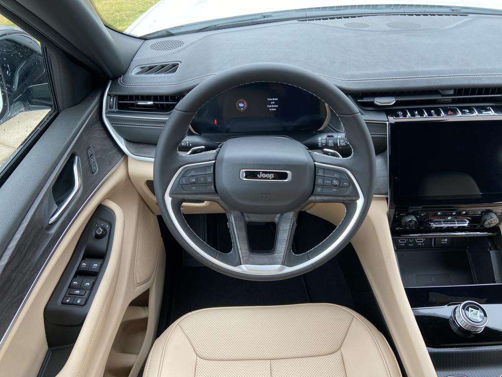 new 2025 Jeep Grand Cherokee L car, priced at $51,366