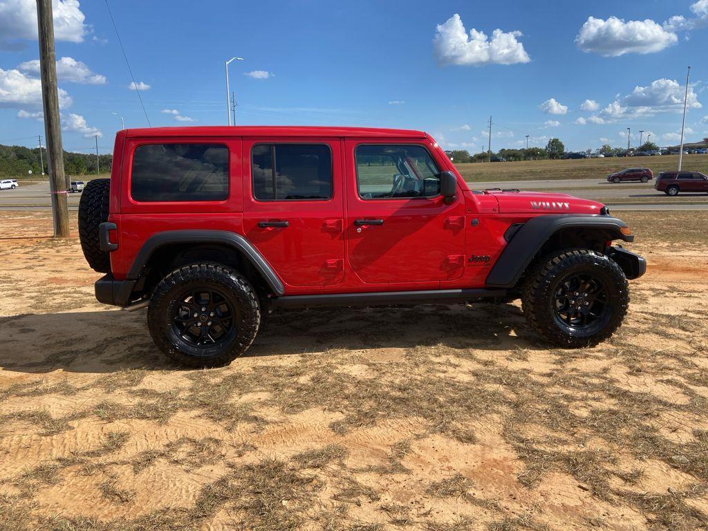 new 2025 Jeep Wrangler car, priced at $49,125