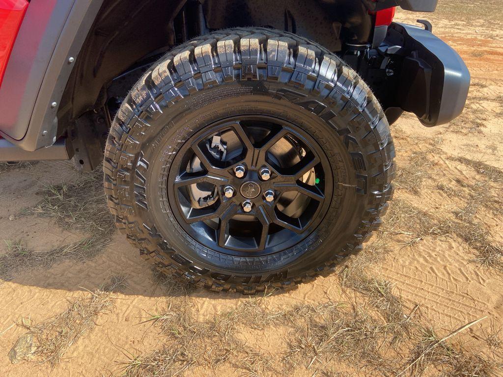 new 2025 Jeep Wrangler car, priced at $49,125
