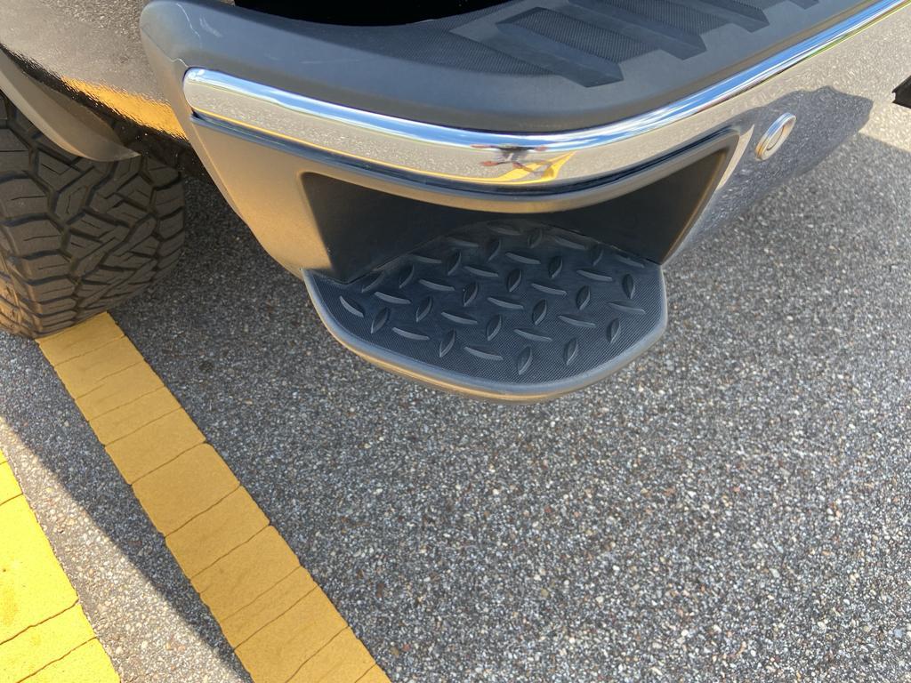 used 2018 GMC Sierra 1500 car, priced at $34,982