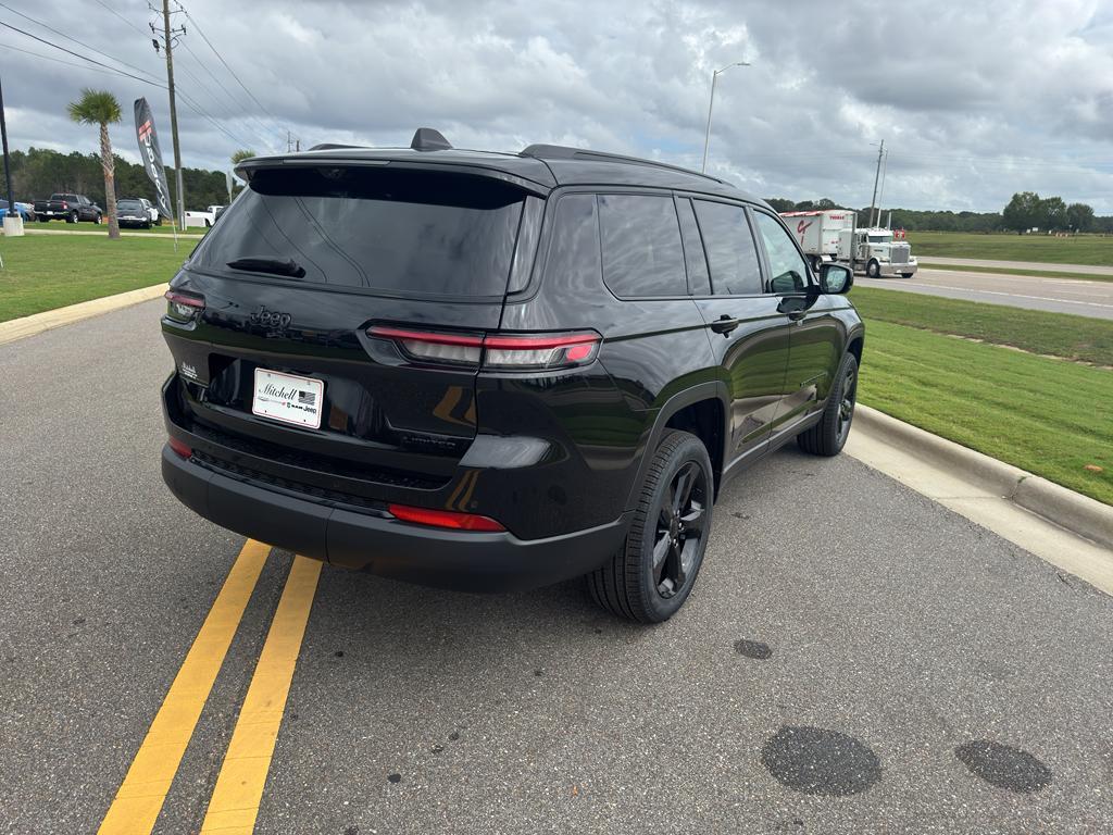 new 2025 Jeep Grand Cherokee L car, priced at $49,883