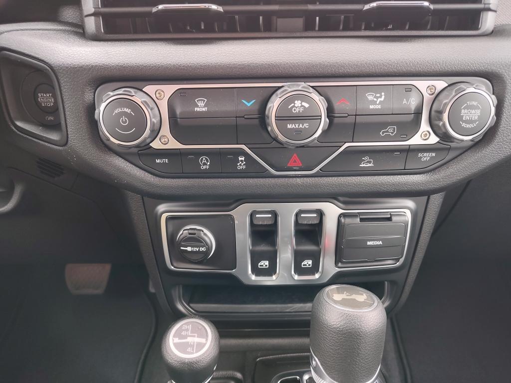 new 2026 Jeep Wrangler car, priced at $37,587