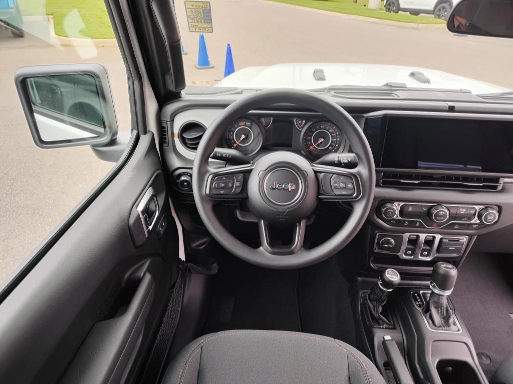 new 2026 Jeep Wrangler car, priced at $37,587