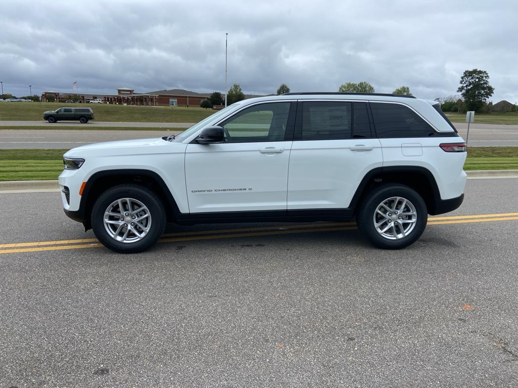 new 2025 Jeep Grand Cherokee car, priced at $36,021