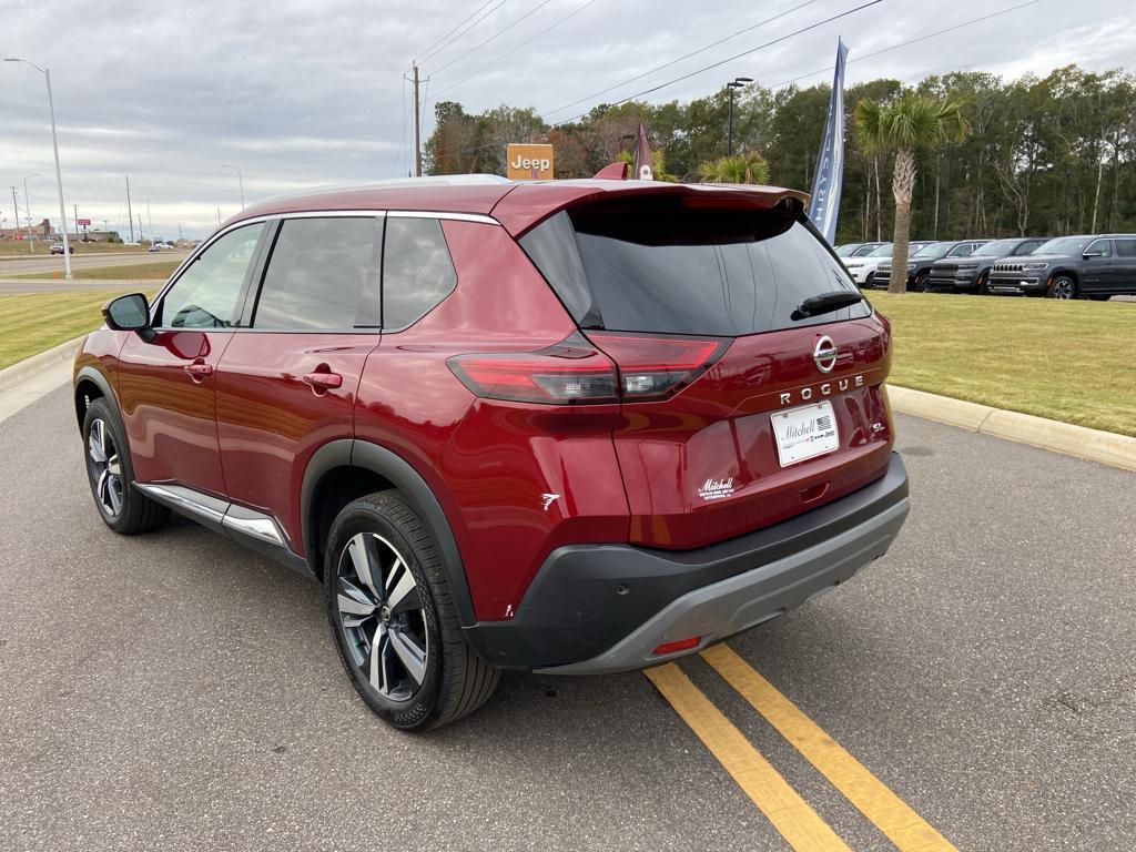 used 2021 Nissan Rogue car, priced at $21,129