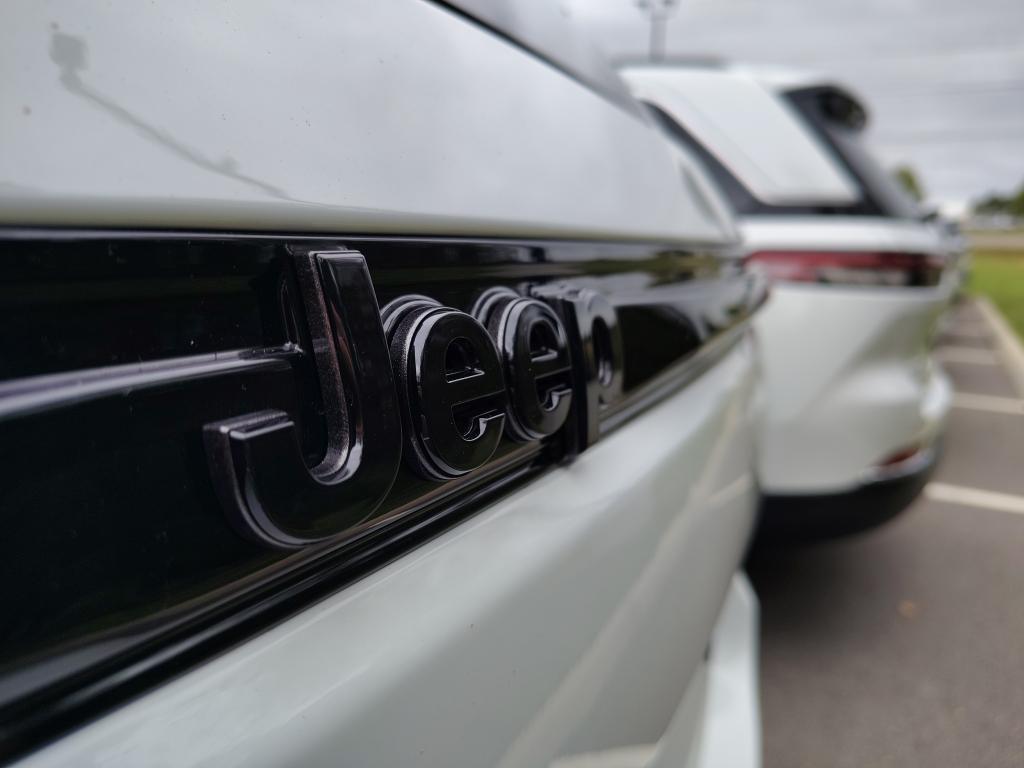 new 2025 Jeep Grand Cherokee car, priced at $49,485