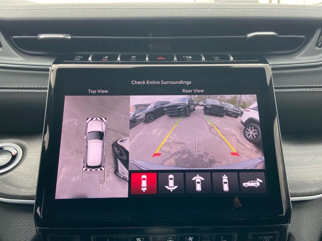 new 2025 Jeep Grand Cherokee car, priced at $46,123