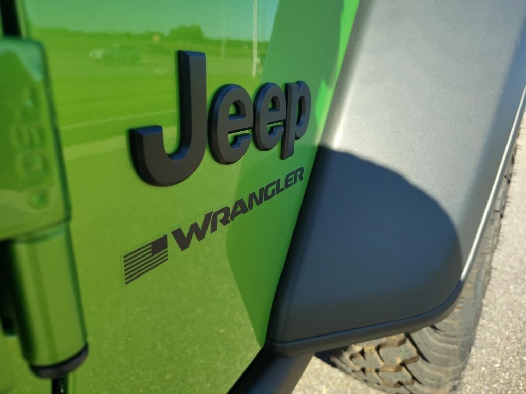 new 2025 Jeep Wrangler car, priced at $50,298
