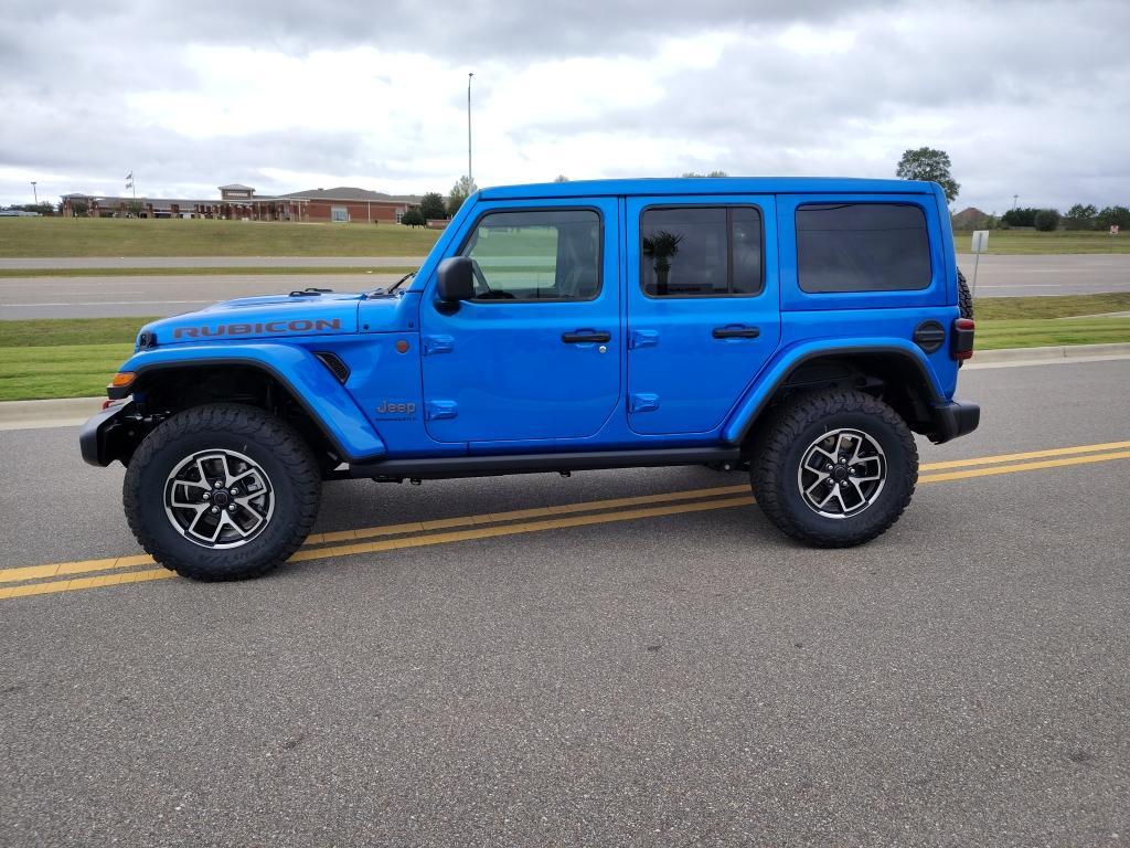 new 2025 Jeep Wrangler car