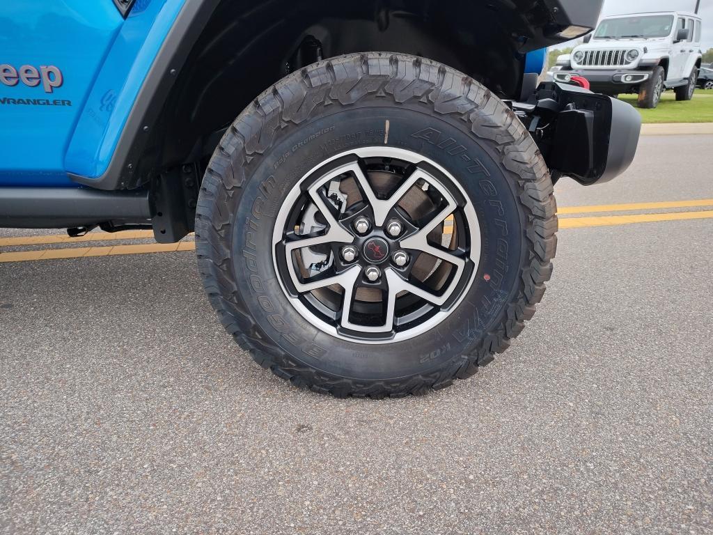 new 2025 Jeep Wrangler car