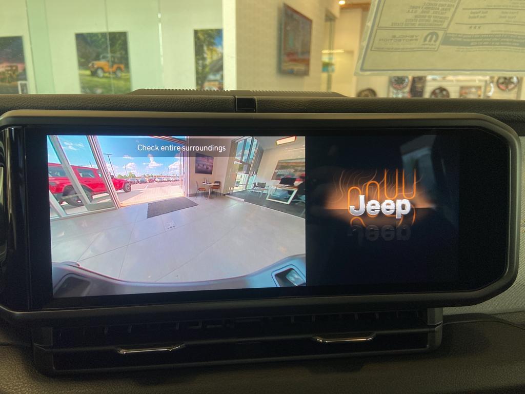 new 2024 Jeep Gladiator car, priced at $51,326