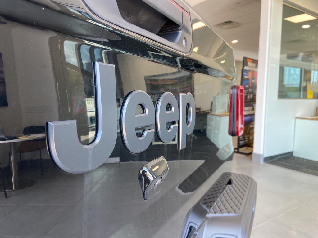 new 2024 Jeep Gladiator car, priced at $51,326