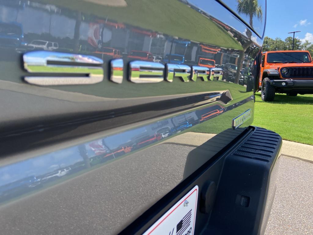 used 2021 GMC Sierra 1500 car, priced at $31,353