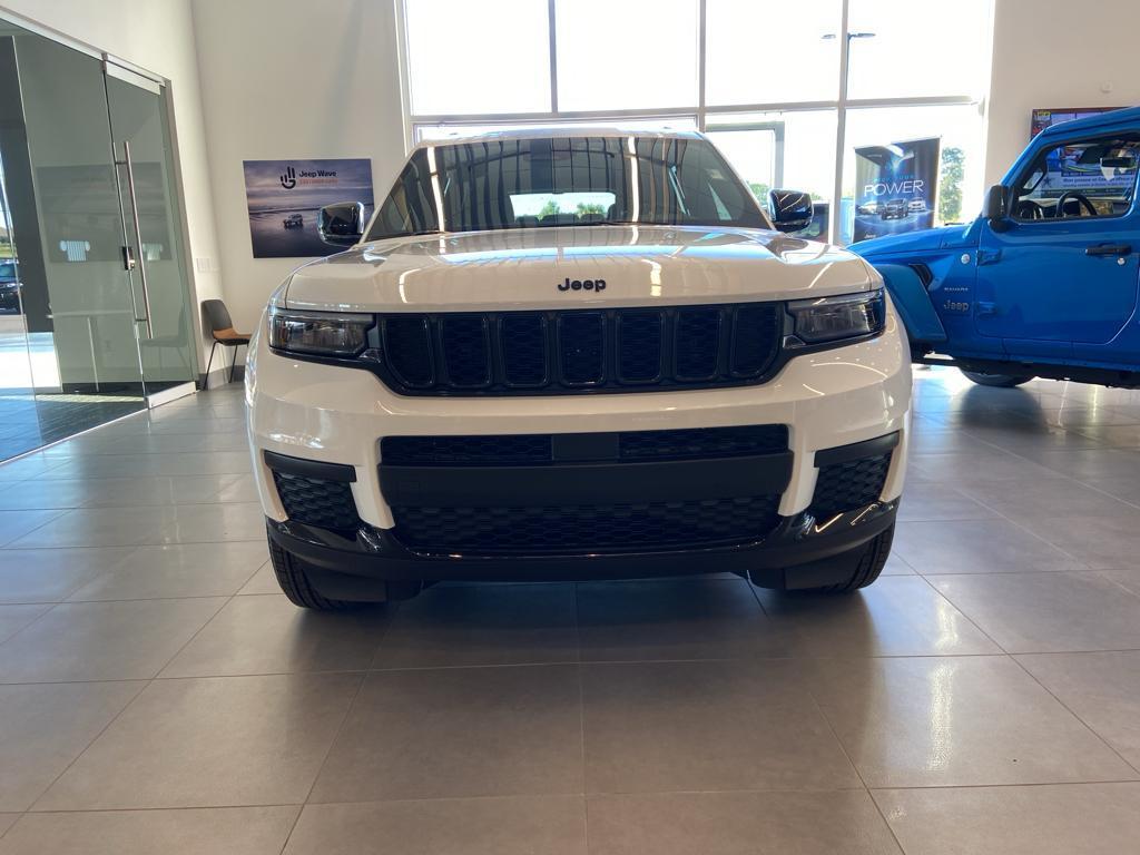 new 2024 Jeep Grand Cherokee L car, priced at $42,956