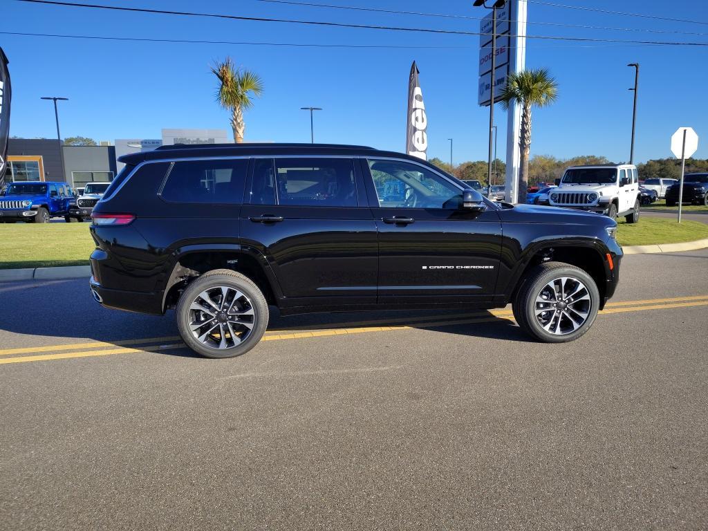 new 2025 Jeep Grand Cherokee L car, priced at $63,361