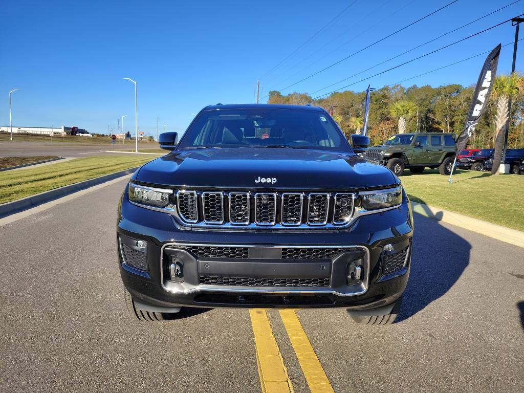 new 2025 Jeep Grand Cherokee L car, priced at $63,361