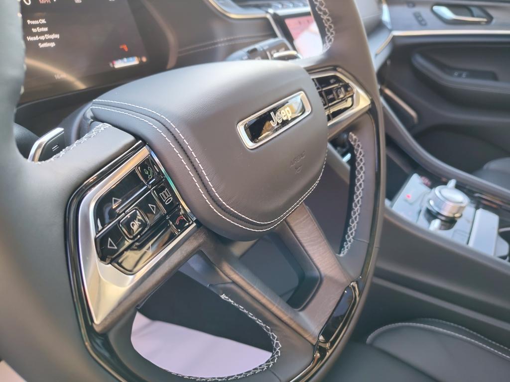 new 2025 Jeep Grand Cherokee L car, priced at $63,361