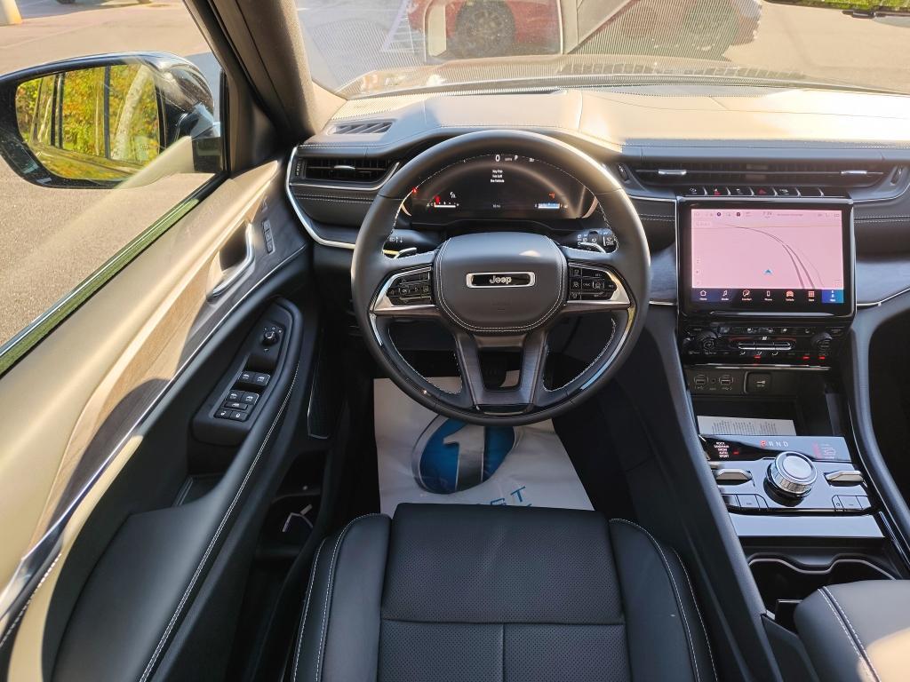 new 2025 Jeep Grand Cherokee L car, priced at $63,361