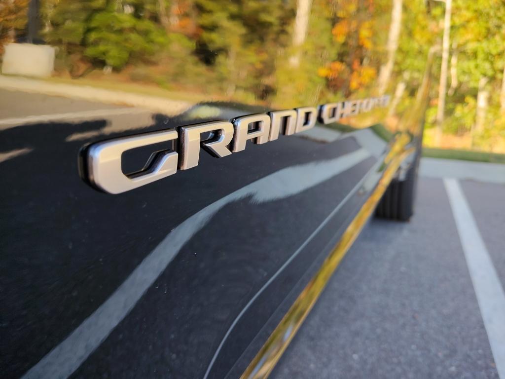 new 2025 Jeep Grand Cherokee L car, priced at $63,361