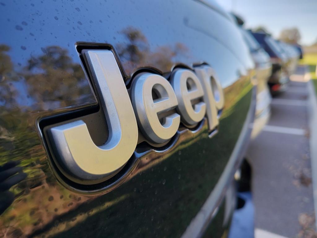 new 2025 Jeep Grand Cherokee L car, priced at $63,361