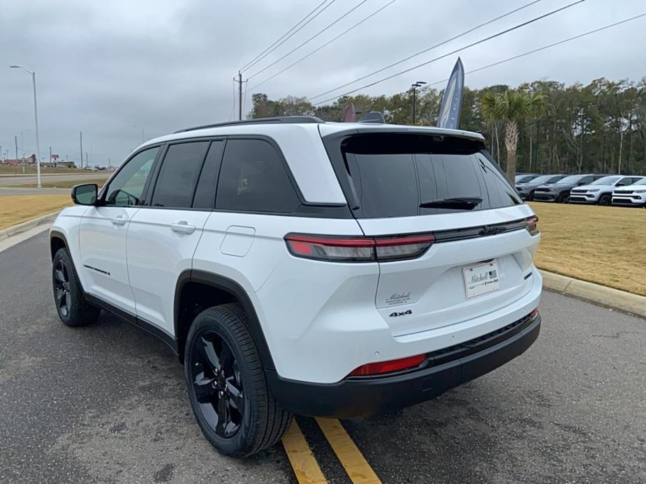 new 2025 Jeep Grand Cherokee car, priced at $53,360