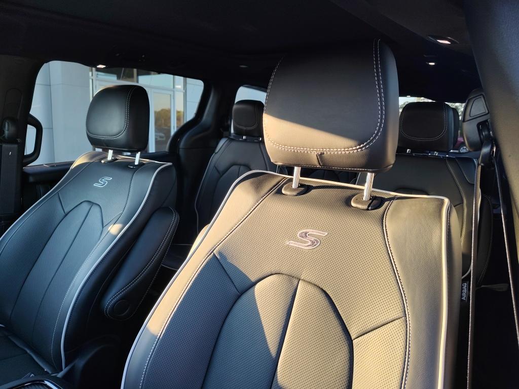 new 2026 Chrysler Pacifica car, priced at $49,054