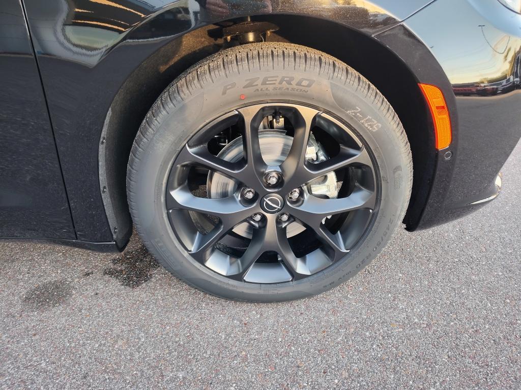 new 2026 Chrysler Pacifica car, priced at $49,054