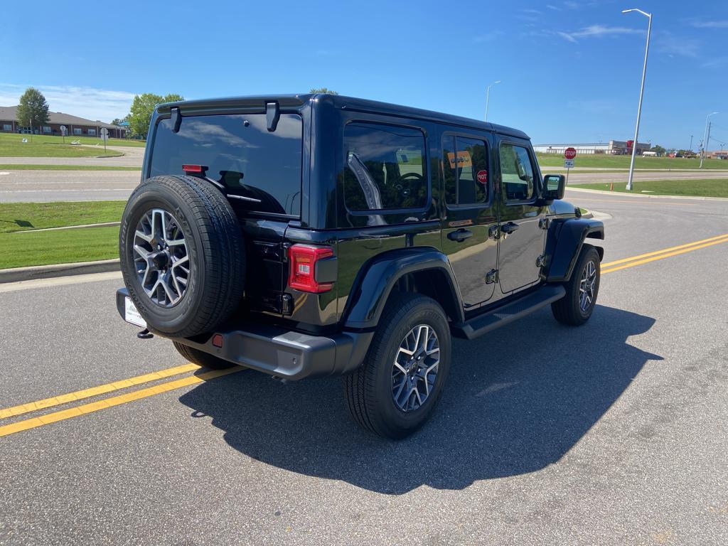 new 2025 Jeep Wrangler car, priced at $54,558