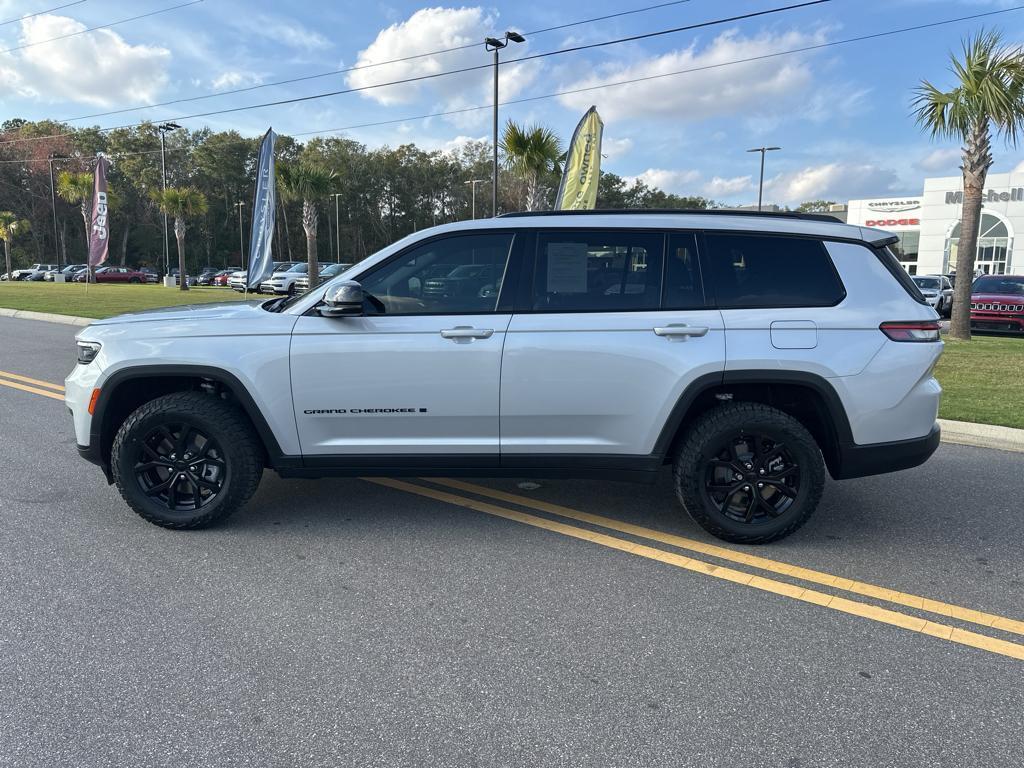 used 2024 Jeep Grand Cherokee L car, priced at $39,773