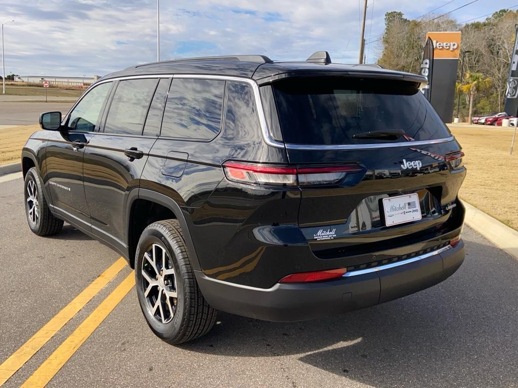 new 2025 Jeep Grand Cherokee L car, priced at $44,322