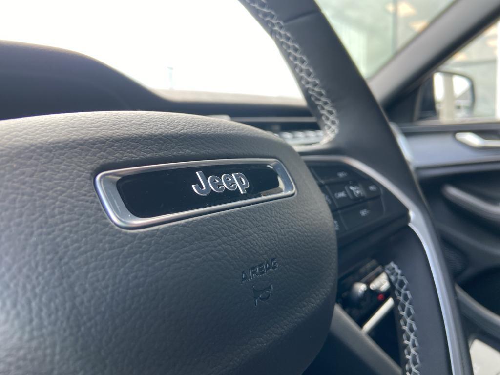 new 2025 Jeep Grand Cherokee L car, priced at $41,239