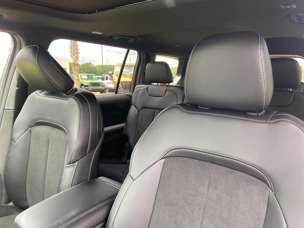 new 2025 Jeep Grand Cherokee L car, priced at $41,239