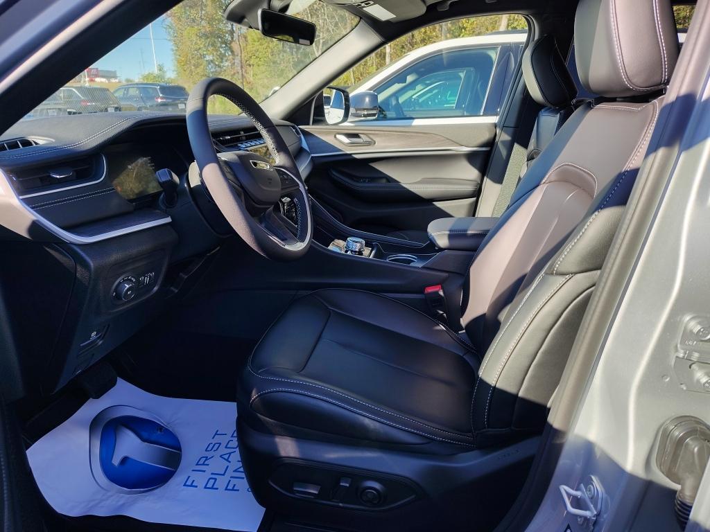 new 2025 Jeep Grand Cherokee L car, priced at $49,107