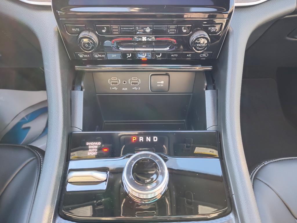 new 2025 Jeep Grand Cherokee L car, priced at $49,107