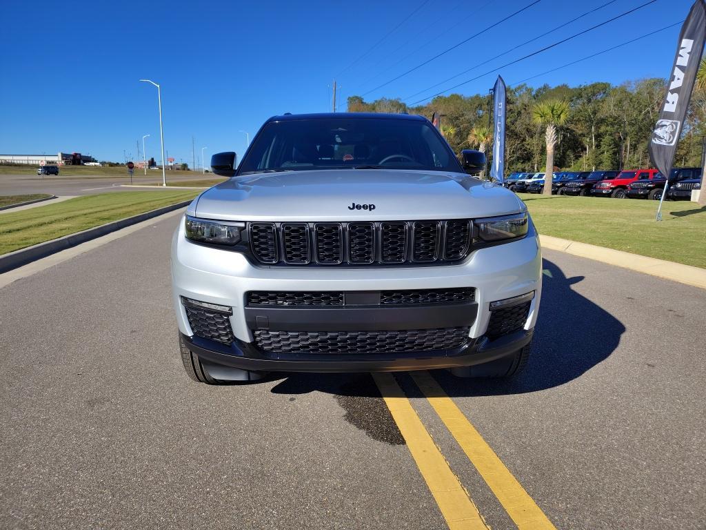 new 2025 Jeep Grand Cherokee L car, priced at $49,107
