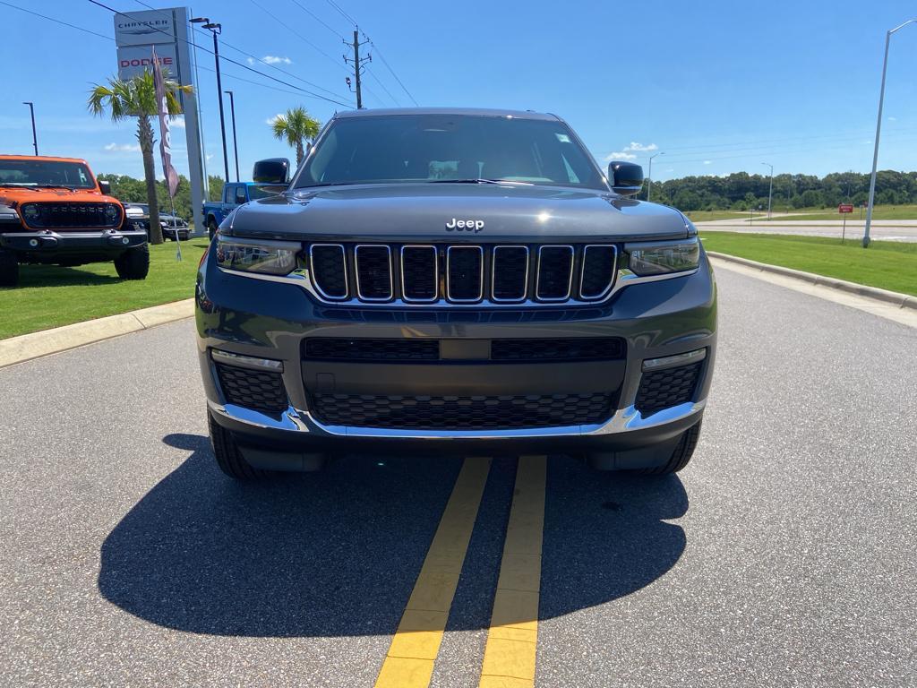 new 2025 Jeep Grand Cherokee L car, priced at $43,711