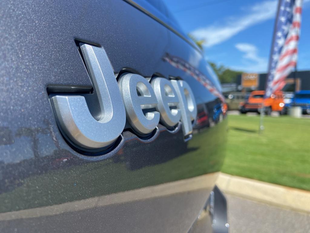 new 2025 Jeep Grand Cherokee L car, priced at $43,711