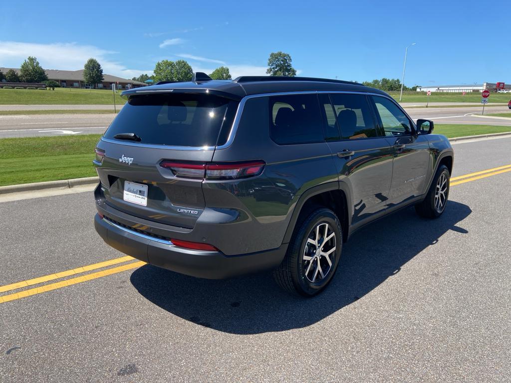 new 2025 Jeep Grand Cherokee L car, priced at $43,711