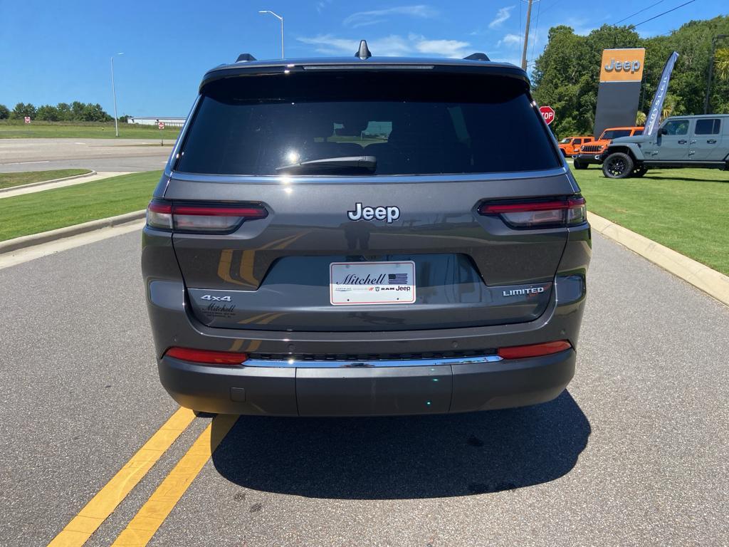 new 2025 Jeep Grand Cherokee L car, priced at $43,711