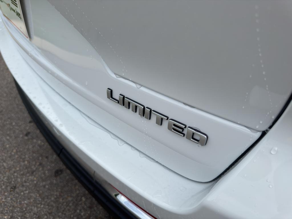 new 2025 Jeep Grand Cherokee car, priced at $43,125