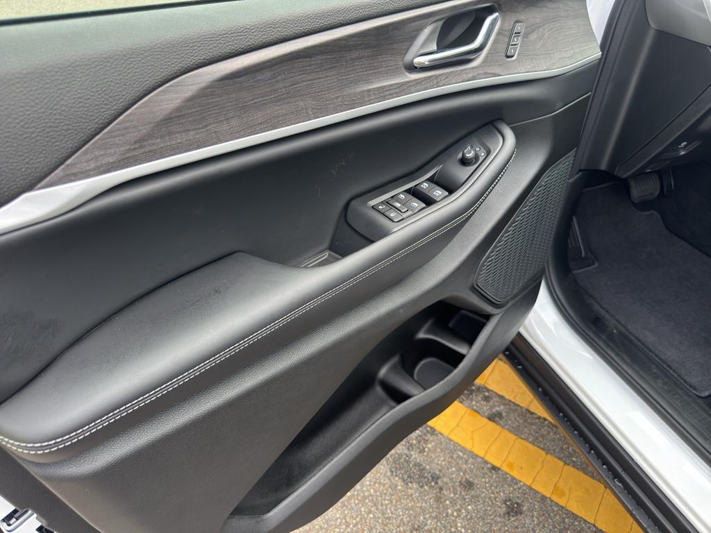 new 2025 Jeep Grand Cherokee car, priced at $43,125