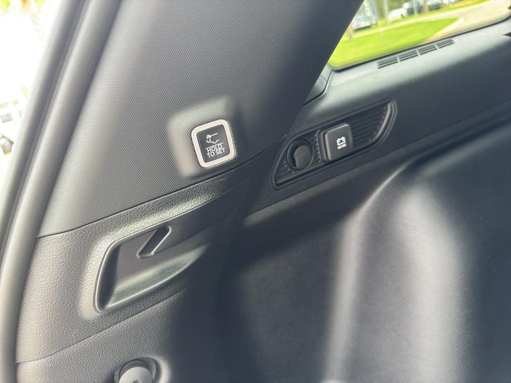 new 2025 Jeep Grand Cherokee car, priced at $43,125