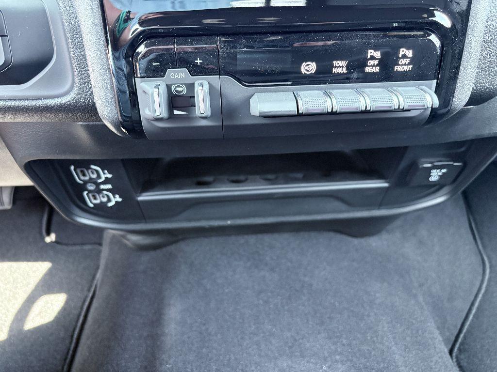 new 2025 Ram 2500 car, priced at $66,298