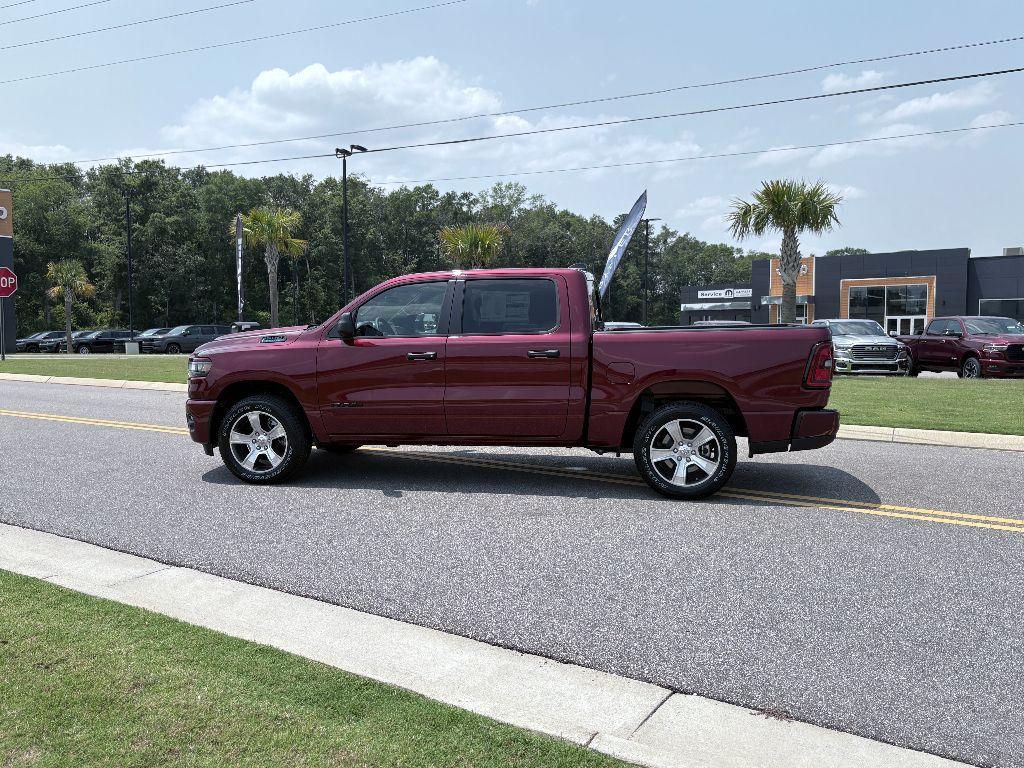 new 2025 Ram 1500 car, priced at $45,404