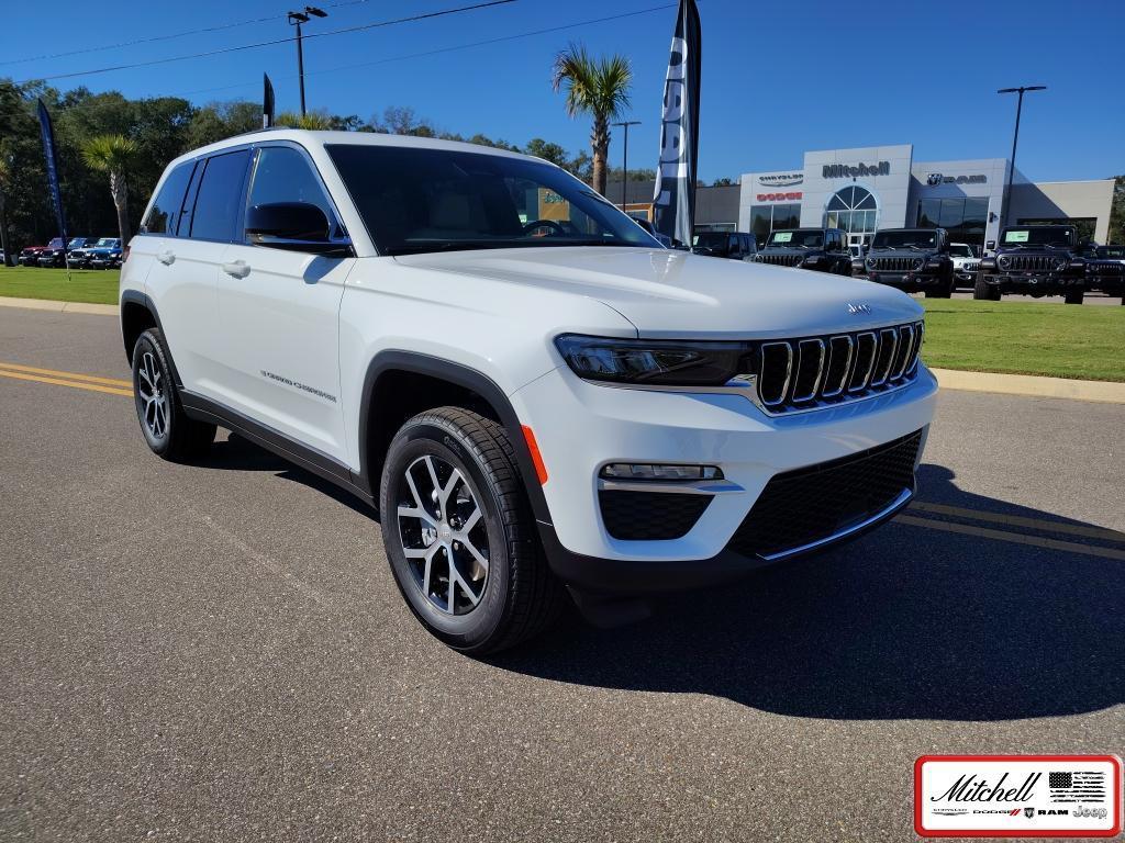new 2025 Jeep Grand Cherokee car, priced at $40,298