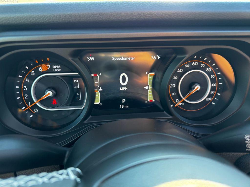 new 2025 Jeep Wrangler car, priced at $53,662
