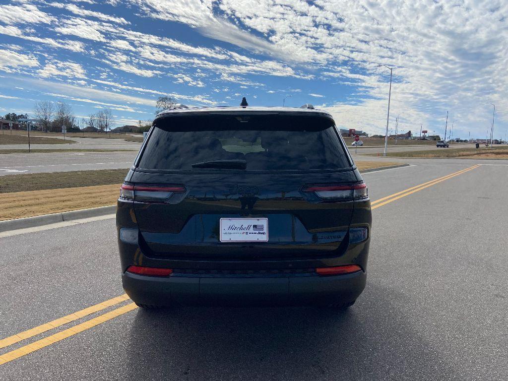 new 2025 Jeep Grand Cherokee L car, priced at $53,060