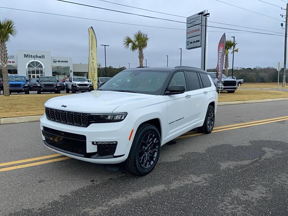 new 2025 Jeep Grand Cherokee L car, priced at $72,630