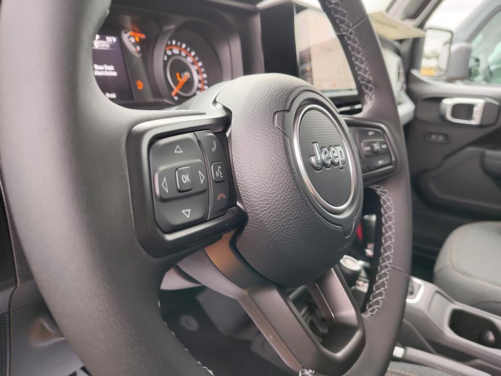 new 2026 Jeep Wrangler car, priced at $45,557