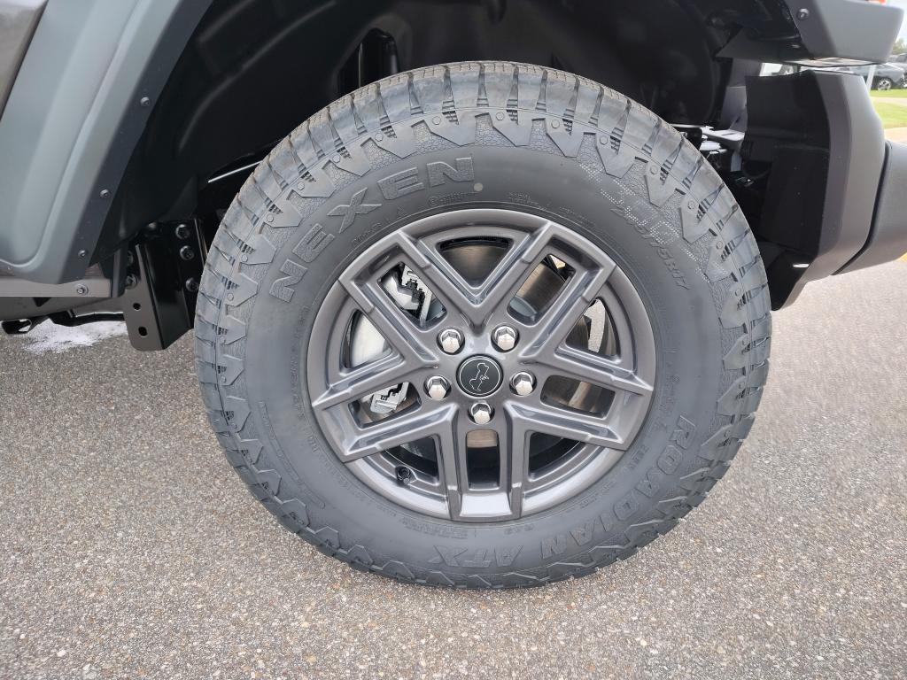 new 2026 Jeep Wrangler car, priced at $45,557